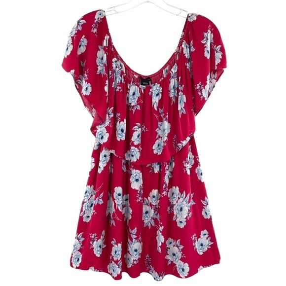 Torrid Red Floral Crepe Off Shoulder Ruffle Blouse - Picture 2 of 10